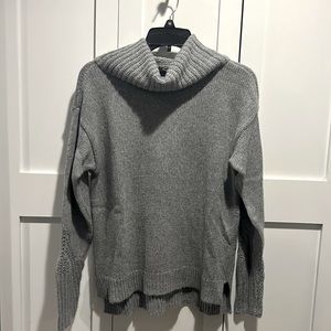 NWT WHBM Grey Sweater sz M